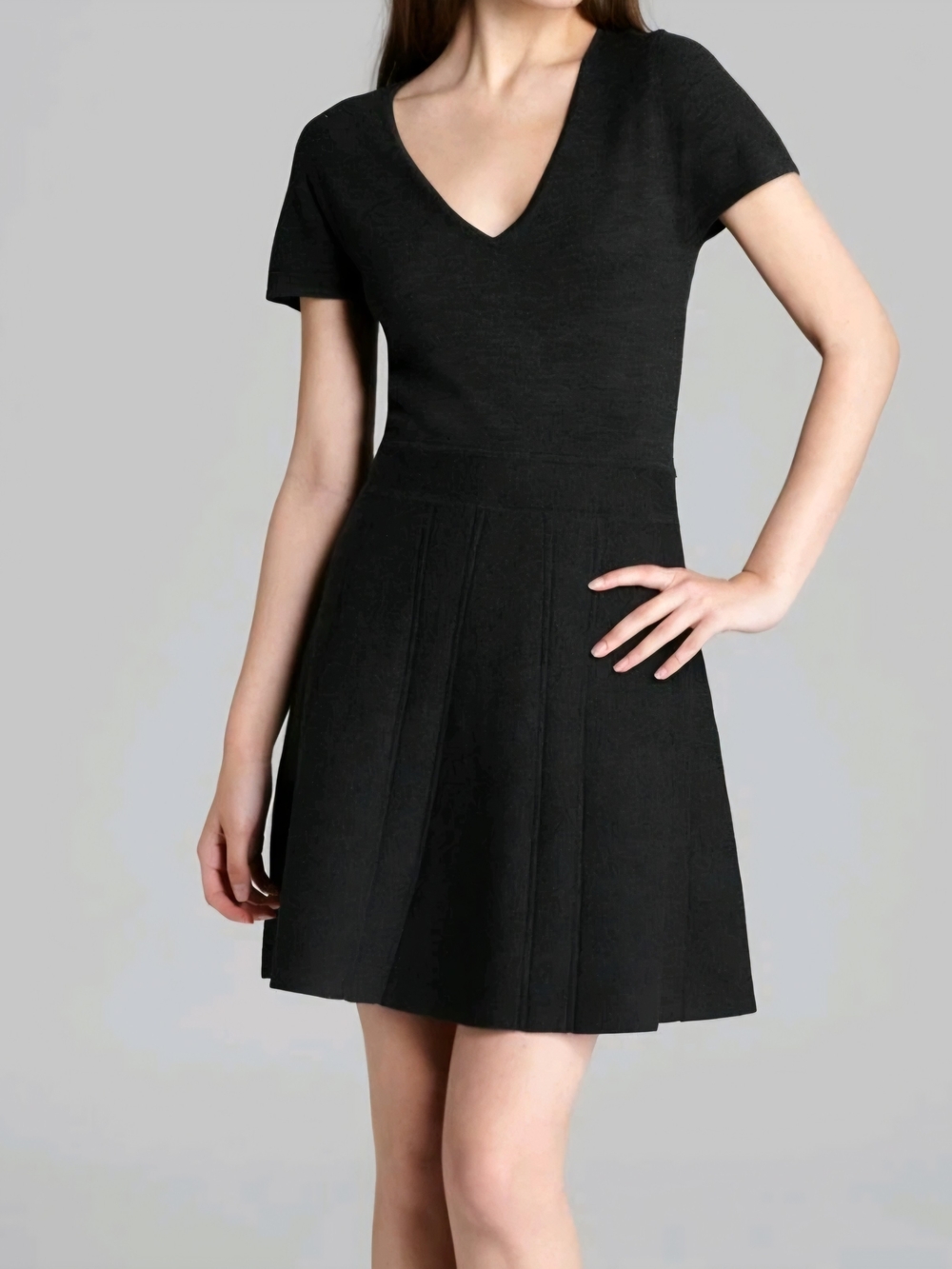 Theory - Black Wool Aderz Evian Sweater  Dress In Stretch Wool
